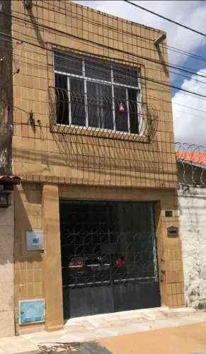 Casa com 2 dormitórios à venda, 80 m² na Parangaba - Fortaleza/CE