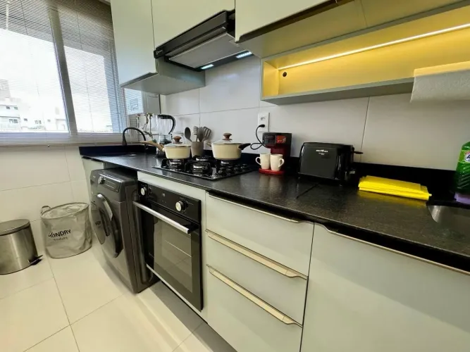 Apartamento de 2 quartos mobiliado em Jurerê