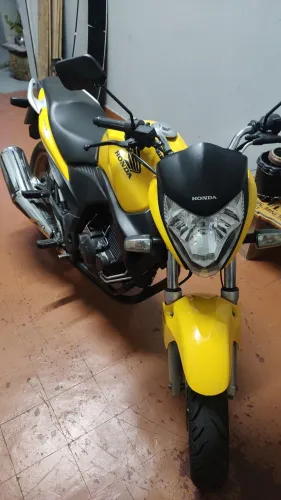 Honda CB 300R 2012 Impecável