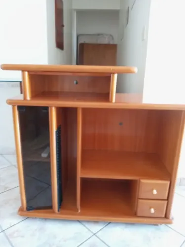 Rack com tampo giratório