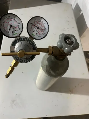 Cilindro de Alumio para nitrogênio 0.5 metros cúbicos com Regulador de pressão até 200psi