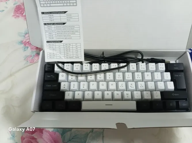 Teclado mecânico 60%