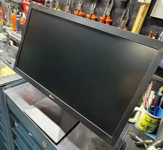 Monitor LG LED HD 19,5'' HDMI OnScreen Control - 20MK400H-B