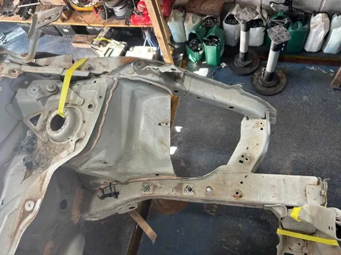 Retalho longarina esquerda City Hatch 1.5 2022-26 *100