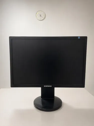 Monitor Samsung 943NW 19 Polegadas com Base