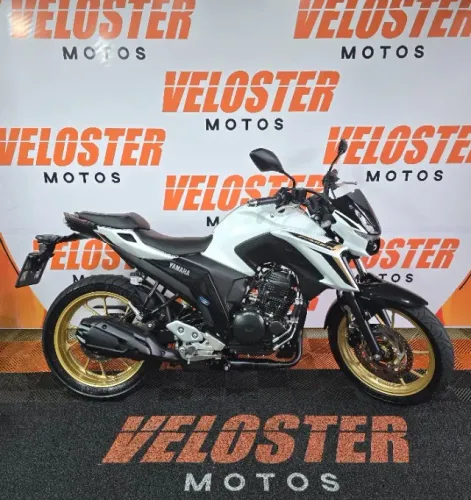 Yamaha Fazer 250 Connected ABS - 2025 | 5.500 KM