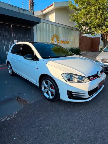 Volkswagen Golf GTI 2.0 TSI 220cv Aut. 2015