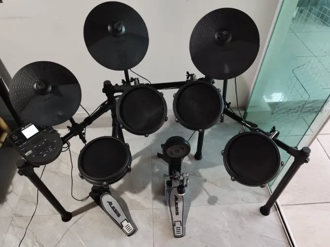 Bateria Eletrônica Alesis Nitro Mesh