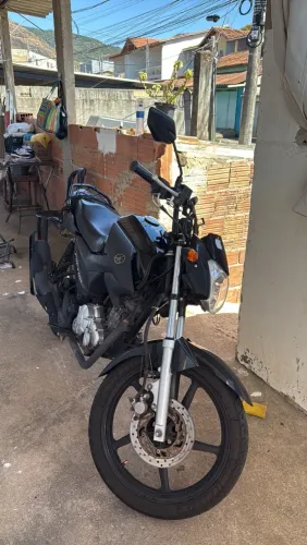 Yamaha YBR 125i Factor Ed/flex 2025
