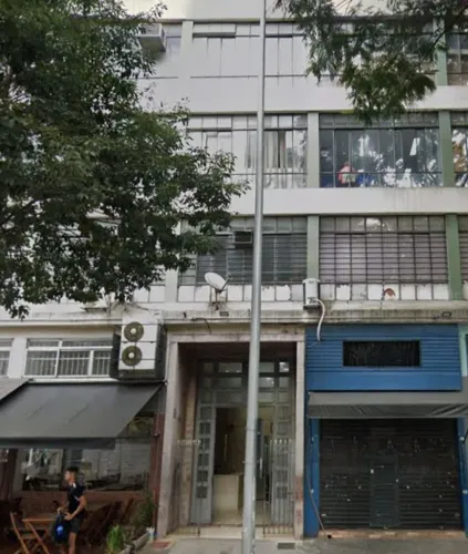 Sala comercial na Avenida Rio Branco, 211 - Conjuntos 95, 96, 97, 98, 99  175 m²