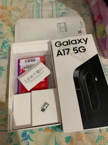 Celular Samsung Galaxy A 17 de 256 gb, 5g novo na caixa 3 meses de uso com nota e gar