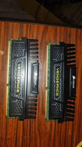 Memória Corsair Vengeance DDR3 8Gb (2x4Gb)