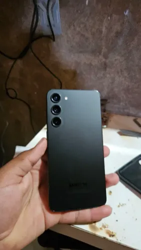 Samsung Galaxy s23 plus