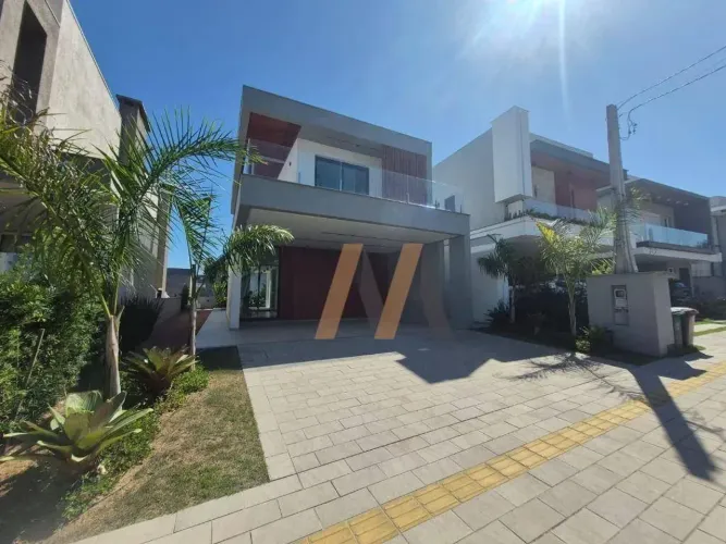 Casa com 3 dormitórios à venda, 219 m² por R$ 1.990.000 - Centro - Gravataí/RS