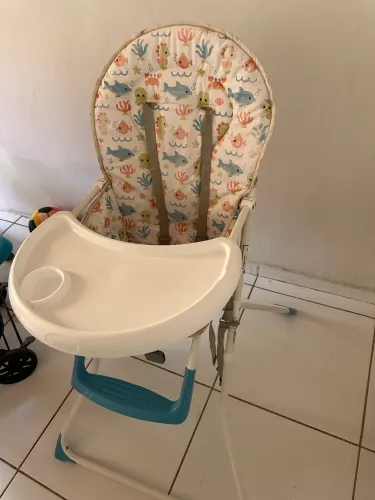 Cadeira de alimentação