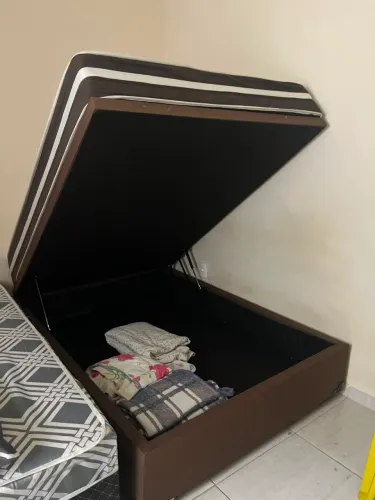 Cama de casal baú 