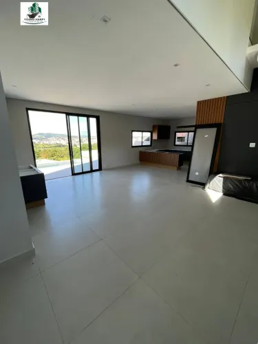 Maravilhosa casa a venda !! Condomínio Villa Real de Bragança