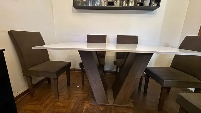 Mesa 6 cadeiras