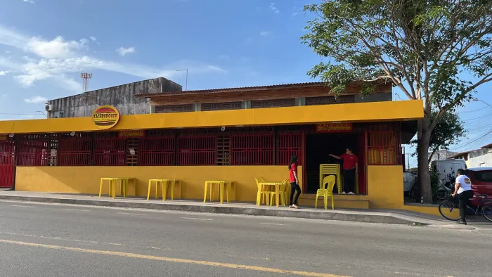ESTAMOS CONTRATANDO 