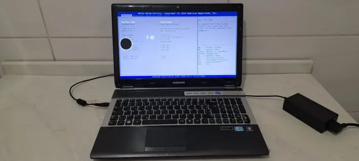 Samsung i5 6gb pra tirar peças LEIAM DISPENSO CURIOSOS