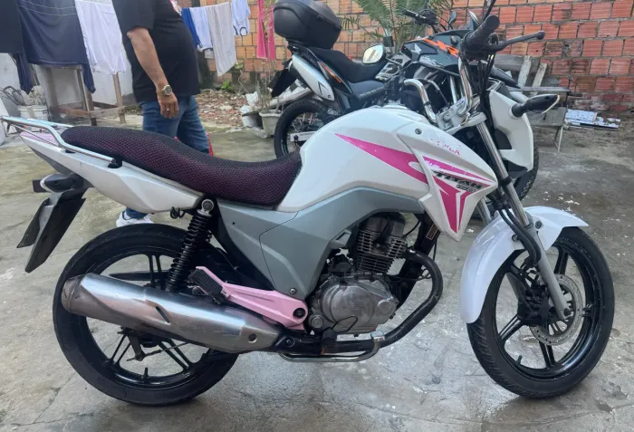 Moto titan 150