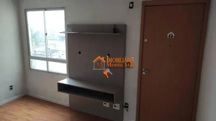 Apartamento com 2 dormitórios à venda, 46 m² por R$ 250.000,00 - Água Chata - Guarulhos/SP