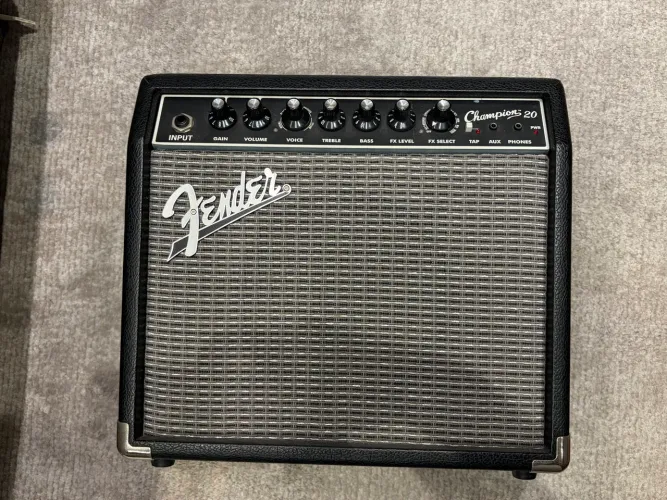 Fender Champion 20