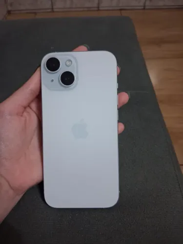 iPhone 15 semi novo