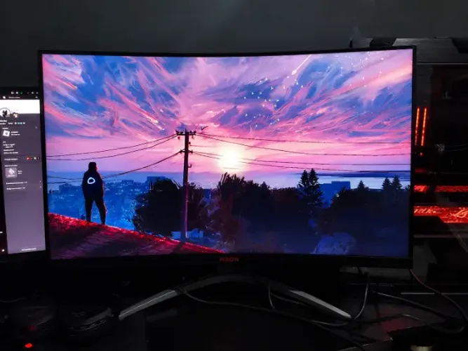 Monitor Gamer AOC Agon 31.5" Curvo 165Hz 1ms - Excelente Estado