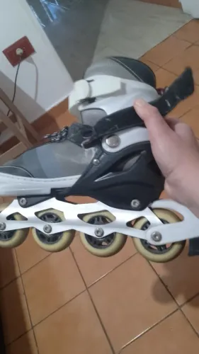 patins semi profissional Roller em bom estado do tamanho 34 ao 37