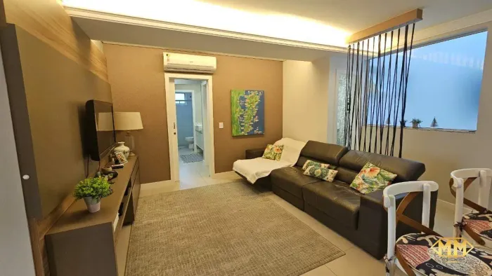 Lindo apartamento com 03 dormitórios na Praia dos Ingleses - Florianópolis/SC.