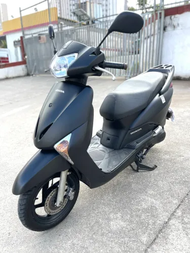 Honda Lead muito nova pouco rodada 