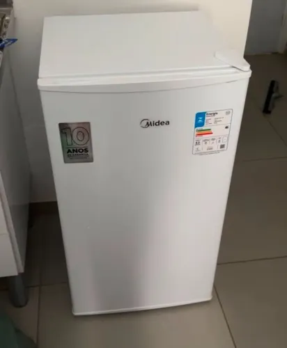 Vendo frigobar 93 litros em perfeito estado