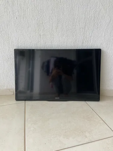 TV Philips (retirar peças)