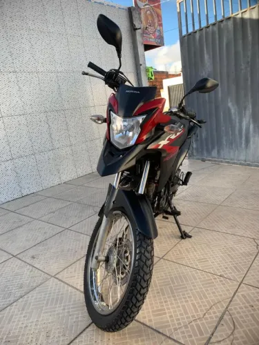 Vendo XRE 190 2020 muito conservado