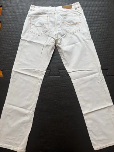 Calça branca OSKLEN