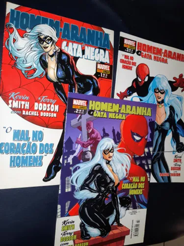 Homem Aranha e Gata Negra Completa Panini 2009 em 3 edições 
