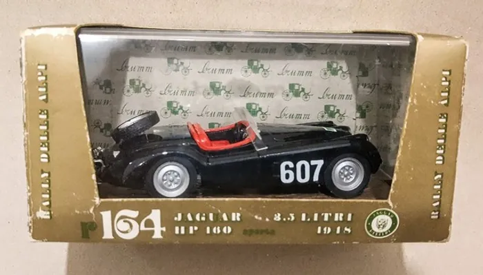 MINIATURA BRUMM<br>ESCALA 1:43 JAGUAR<br>*Modelo XK 120<br>Ano 1948.