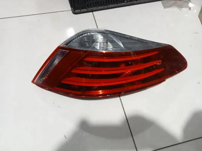 Lanterna traseira esquerda 308 LED 