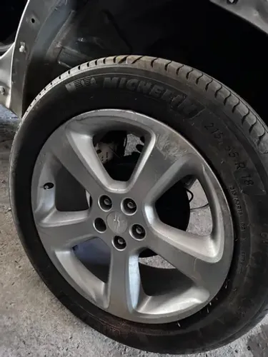 Jogo de roda aro 18 gm Chevrolet usado só roda