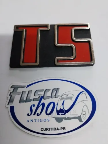 Emblema TS Vermelho Passat TS