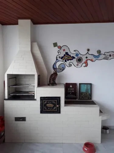 Forno de Pizza e Churrasco em Alvenaria