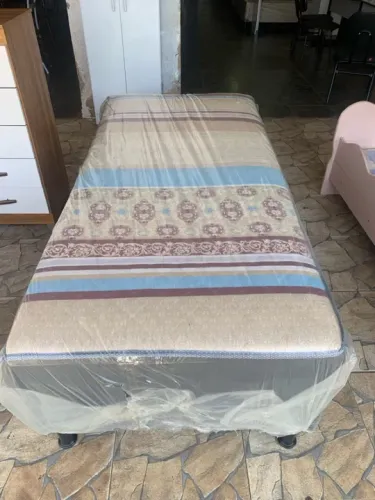 CAMA BOX ACOPLADA SOLTEIRO 0,88 x 1,88 CM R$ 499,00 A VISTA