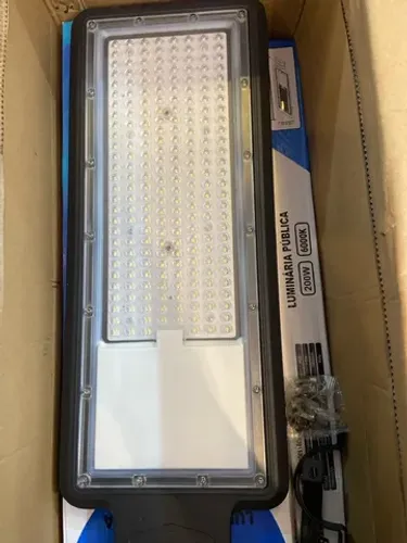 Luminária 200w Pública 6500k SMD poste 