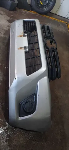 Para-choque Hilux std 2019