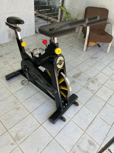 Bike spinning Matrix livestrong