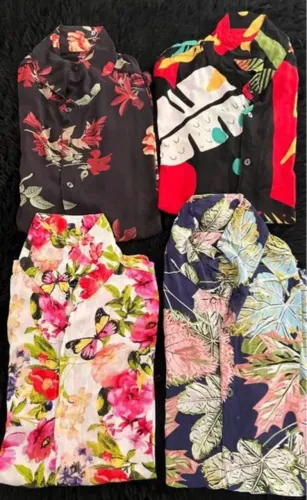 Camisetas de botão floral cada 40