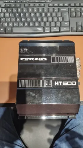 Amplificador Digital 1 Canal 600w Ht600 Cor Preto