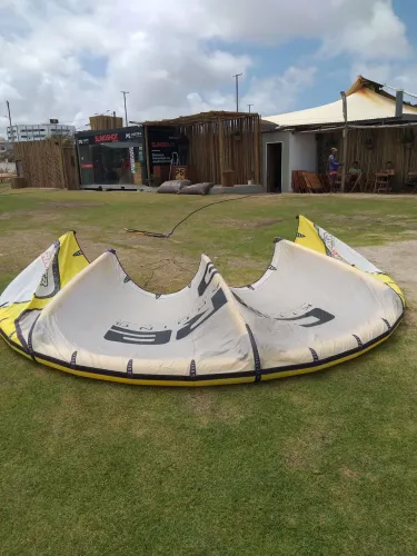 Kitesurf kite CORE XR 2012 + Barra Core sensor