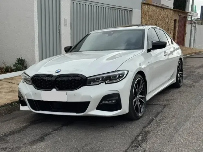 BMW 320I A 2.0 TB M Sport Activeflex 16V 4P 2022